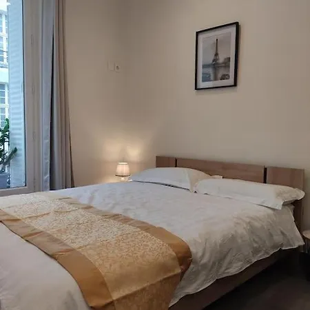Chez Nous Et Chez Vous Apartment